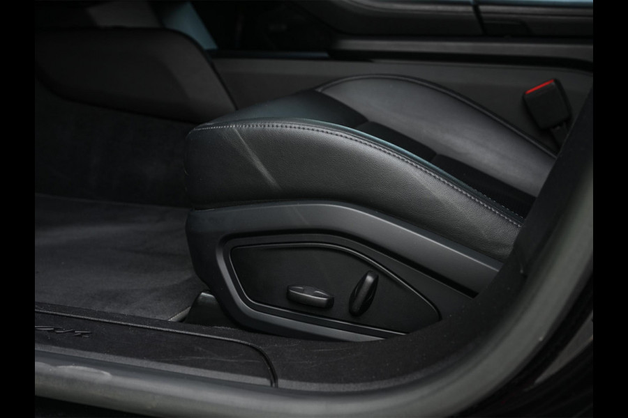 Porsche Taycan Performance 84 kWh | NL Auto | Panoramadak | 360 Camera | Bose | Memory Seats | Stoel + Stuurverwarming | Ambiance Interieur |