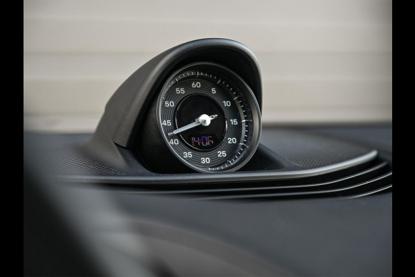 Porsche Taycan Performance 84 kWh | NL Auto | Panoramadak | 360 Camera | Bose | Memory Seats | Stoel + Stuurverwarming | Ambiance Interieur |