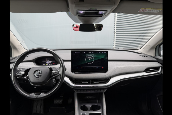 Škoda ENYAQ iV BWJ 12-2021 | 60 | TREKHAAK | WARMTEPOMP | CAMERA A | CLIMA | NAVI |CARPLAY | PDC 2X |