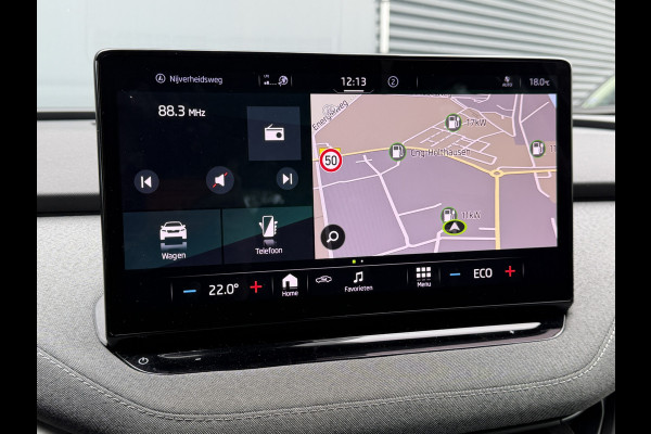 Škoda ENYAQ iV BWJ 12-2021 | 60 | TREKHAAK | WARMTEPOMP | CAMERA A | CLIMA | NAVI |CARPLAY | PDC 2X |