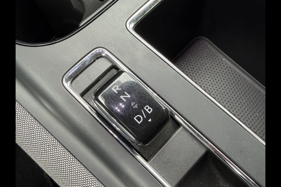Škoda ENYAQ iV BWJ 12-2021 | 60 | TREKHAAK | WARMTEPOMP | CAMERA A | CLIMA | NAVI |CARPLAY | PDC 2X |