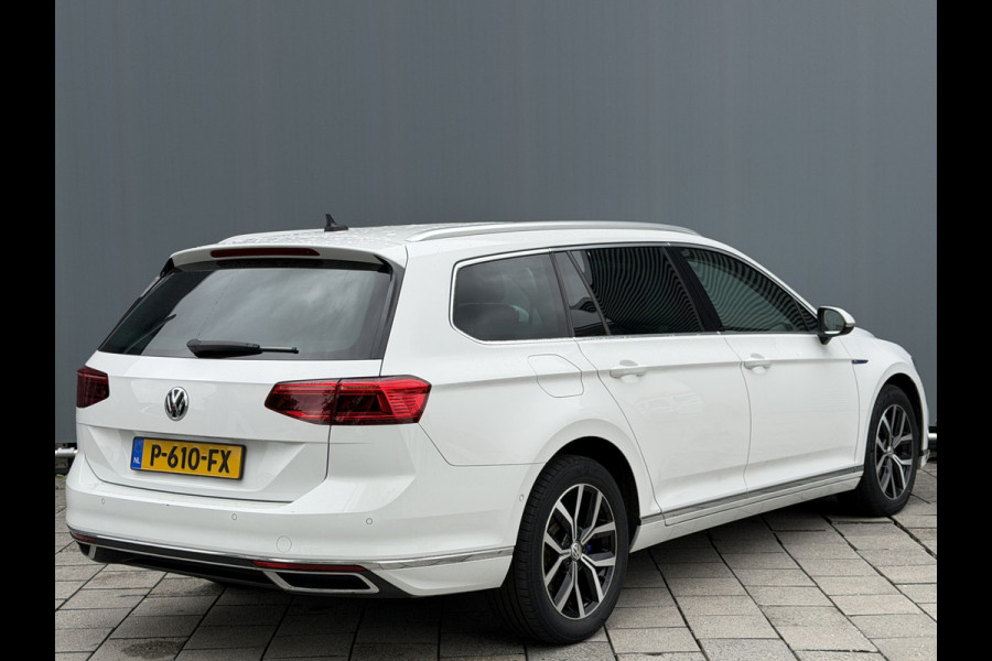 Volkswagen Passat Variant BWJ 2021 | 1.4TSI 218PK PHEV GTE Business AUTOMAAT | LEDER/ALCANTARA | CLIMA | NAVI | SPORTSTOELEN | CAMERA A | STOELVERW | 17'' LMV |