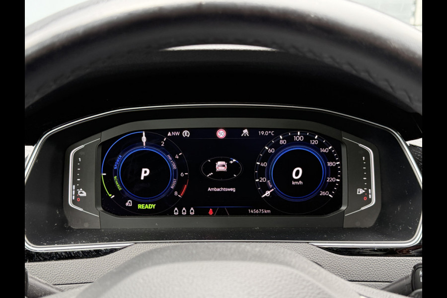 Volkswagen Passat Variant BWJ 2021 | 1.4TSI 218PK PHEV GTE Business AUTOMAAT | LEDER/ALCANTARA | CLIMA | NAVI | SPORTSTOELEN | CAMERA A | STOELVERW | 17'' LMV |
