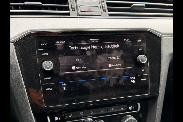 Volkswagen Passat Variant BWJ 2021 | 1.4TSI 218PK PHEV GTE Business AUTOMAAT | LEDER/ALCANTARA | CLIMA | NAVI | SPORTSTOELEN | CAMERA A | STOELVERW | 17'' LMV |