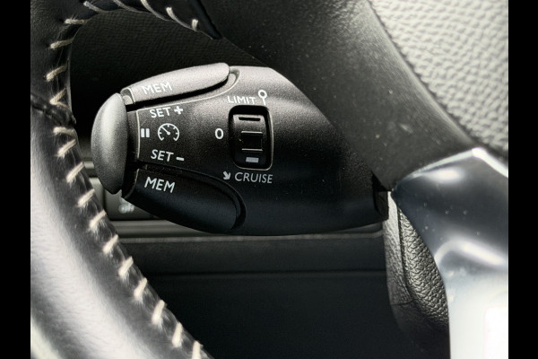 Peugeot 308 SW BWJ 2020 | 1.2T 111PK ACTIVE | CLIMA | NAVI | CARPLAY | CRUISE | LICHTMETAAL | PDC | PRIVACY GLASS |