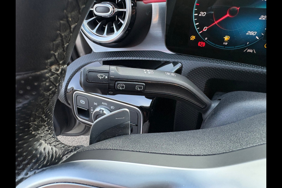 Mercedes-Benz A-Klasse 220 Launch Edition Premium