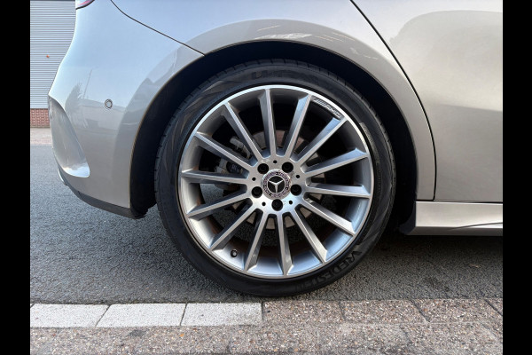 Mercedes-Benz A-Klasse 220 Launch Edition Premium