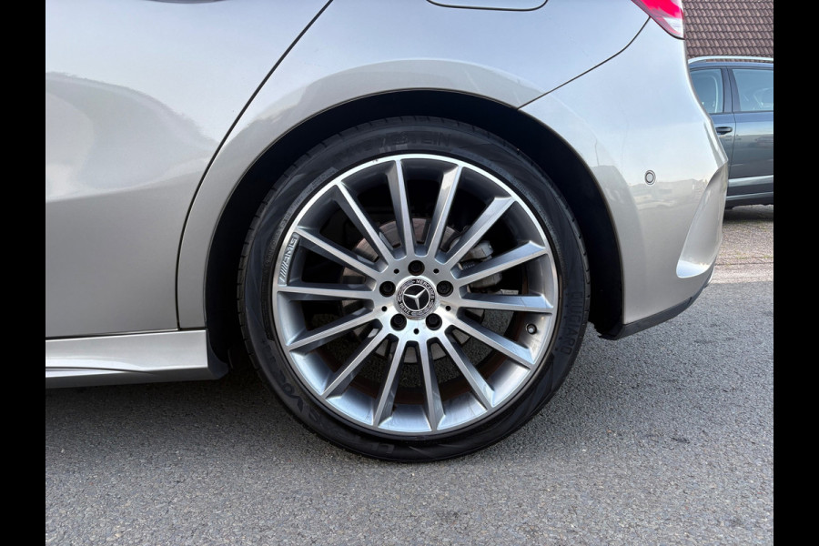 Mercedes-Benz A-Klasse 220 Launch Edition Premium