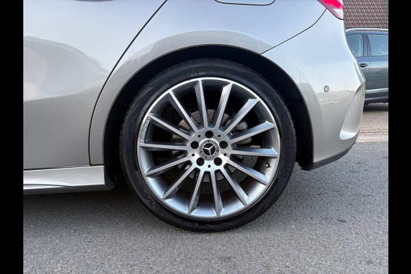 Mercedes-Benz A-Klasse 220 Launch Edition Premium