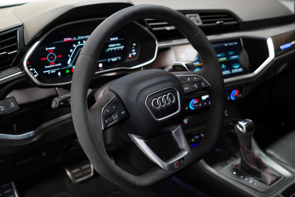 Audi Q3 Sportback TFSI RS BOMVOL|Pano|RS Stoelen|SONOS|RS Uitlaat|