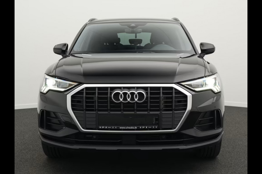 Audi Q3 45 Tfsi-e S-LINE ** LED, VIRTUAL, TREKH, ACC, CAMERA, 19-inch LMV ** 1e EIG - UNFALLFREI ** ** INFORMEER OOK NAAR ONZE AANTREKKELIJKE FINANCIAL-LEASE TARIEVEN **