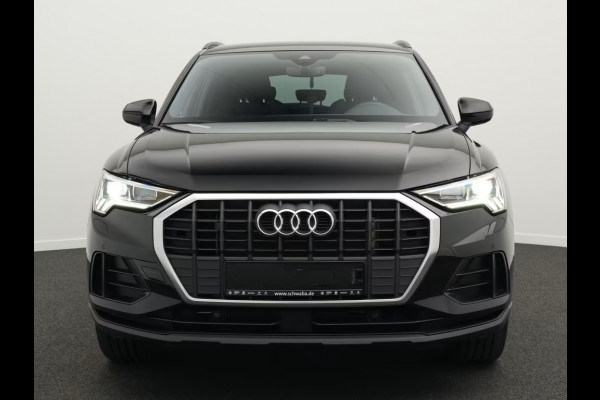 Audi Q3 45 Tfsi-e S-LINE ** LED, VIRTUAL, TREKH, ACC, CAMERA, 19-inch LMV ** 1e EIG - UNFALLFREI ** ** INFORMEER OOK NAAR ONZE AANTREKKELIJKE FINANCIAL-LEASE TARIEVEN **