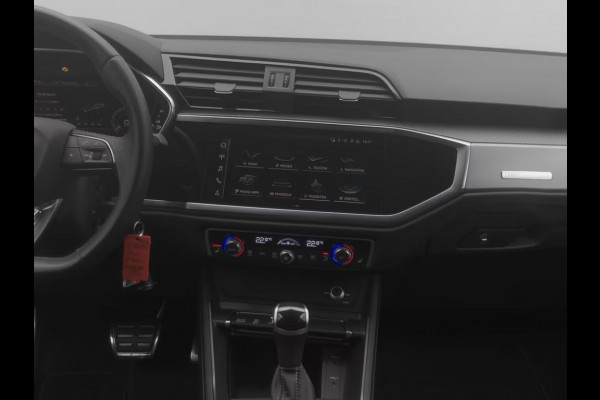 Audi Q3 45 Tfsi-e S-LINE ** LED, VIRTUAL, TREKH, ACC, CAMERA, 19-inch LMV ** 1e EIG - UNFALLFREI ** ** INFORMEER OOK NAAR ONZE AANTREKKELIJKE FINANCIAL-LEASE TARIEVEN **