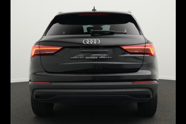 Audi Q3 45 Tfsi-e S-LINE ** LED, VIRTUAL, TREKH, ACC, CAMERA, 19-inch LMV ** 1e EIG - UNFALLFREI ** ** INFORMEER OOK NAAR ONZE AANTREKKELIJKE FINANCIAL-LEASE TARIEVEN **
