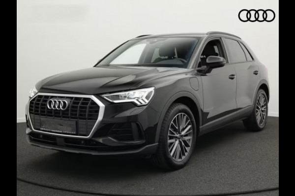 Audi Q3 45 Tfsi-e S-LINE ** LED, VIRTUAL, TREKH, ACC, CAMERA, 19-inch LMV ** 1e EIG - UNFALLFREI ** ** INFORMEER OOK NAAR ONZE AANTREKKELIJKE FINANCIAL-LEASE TARIEVEN **