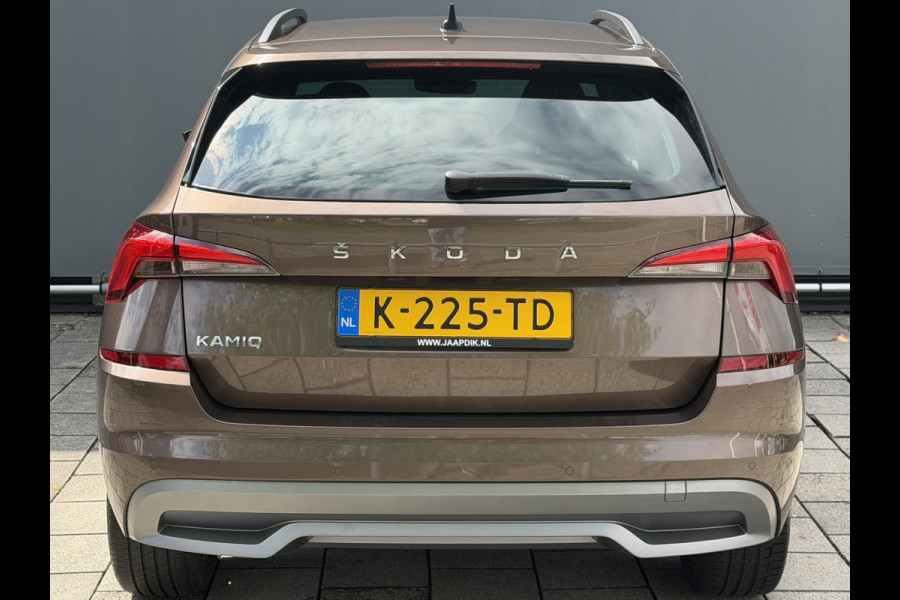 Škoda Kamiq BWJ 2021 | 1.0TSI 111PK Sport Bus AUTOMAAT | CLIMA | SPORTSTOELeN | CARPLAY | PDC 2X | ALCANTARA/STOF | 18'' LMV | PRIVACY GLASS | STOELVERW |