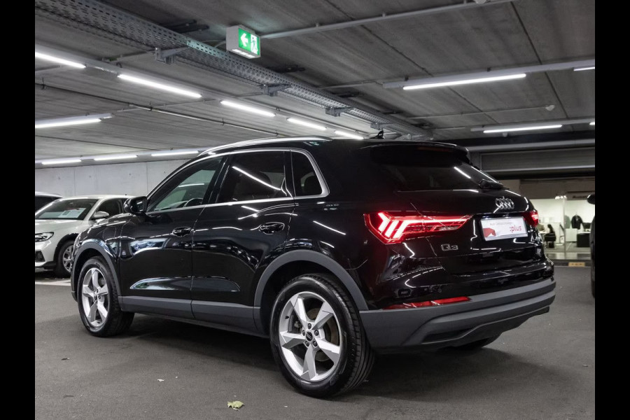 Audi Q3 45 Tfsi-e S-LINE ** LED, VIRTUAL, TREKH, ACC, CAMERA, KEYLESS, 19-inch LMV ** 1e EIG - UNFALLFREI ** ** INFORMEER OOK NAAR ONZE AANTREKKELIJKE FINANCIAL-LEASE TARIEVEN **