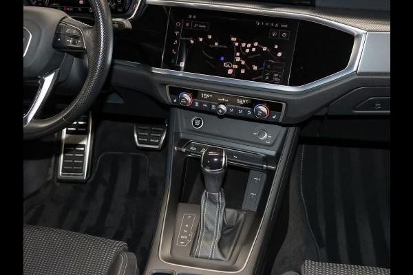 Audi Q3 45 Tfsi-e S-LINE ** LED, VIRTUAL, TREKH, ACC, CAMERA, KEYLESS, 19-inch LMV ** 1e EIG - UNFALLFREI ** ** INFORMEER OOK NAAR ONZE AANTREKKELIJKE FINANCIAL-LEASE TARIEVEN **