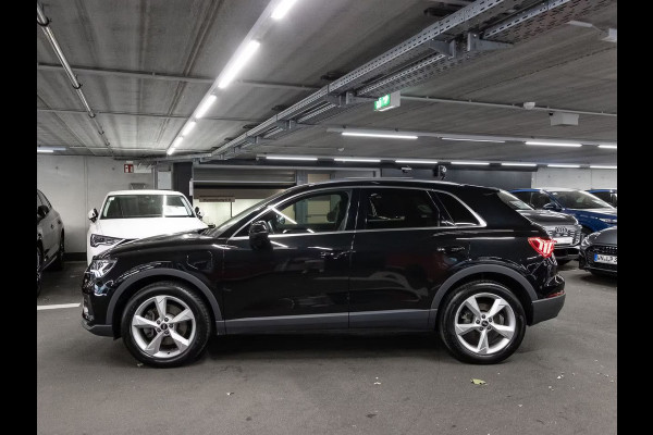 Audi Q3 45 Tfsi-e S-LINE ** LED, VIRTUAL, TREKH, ACC, CAMERA, KEYLESS, 19-inch LMV ** 1e EIG - UNFALLFREI ** ** INFORMEER OOK NAAR ONZE AANTREKKELIJKE FINANCIAL-LEASE TARIEVEN **