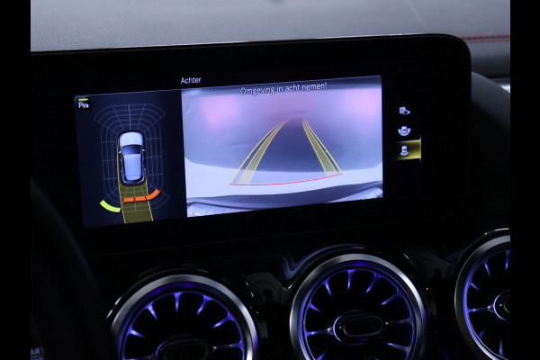 Mercedes-Benz EQA 250 Business Solution AMG 67 kWh [ADAPTIVE CRUISE, APPLE CARPLAY, ANDROID, STOELVERWARMING, CAMERA, LED, PDC V+A, NAVIGATIE, CLIMATE, DIGITAL DASH, ELEKTRISCHE ACHTERKLEP, KEYLESS START, DODEHOEKASSISTENT, AMG, NIEUWSTAAT]