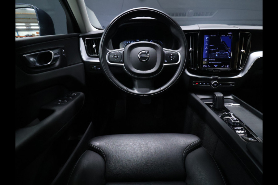 Volvo XC60 2.0 T6 Plug-in hybrid AWD Inscription [ADAPTIVE CRUISE, SCHUIFKANTELDAK, APPLE CARPLAY, ANDROID, MEMORY SEATS, STOELVERWARMING, VOL LEDER, LED, PDC ACHTER, CLIMATE, DRAADLOZE OPLADER, ELEKTRISCHE ACHTERKLEP, KEYLESS ENTRY, DIGITA