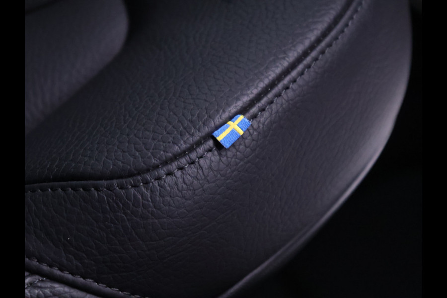 Volvo XC60 2.0 T6 Plug-in hybrid AWD Inscription [ADAPTIVE CRUISE, SCHUIFKANTELDAK, APPLE CARPLAY, ANDROID, MEMORY SEATS, STOELVERWARMING, VOL LEDER, LED, PDC ACHTER, CLIMATE, DRAADLOZE OPLADER, ELEKTRISCHE ACHTERKLEP, KEYLESS ENTRY, DIGITA