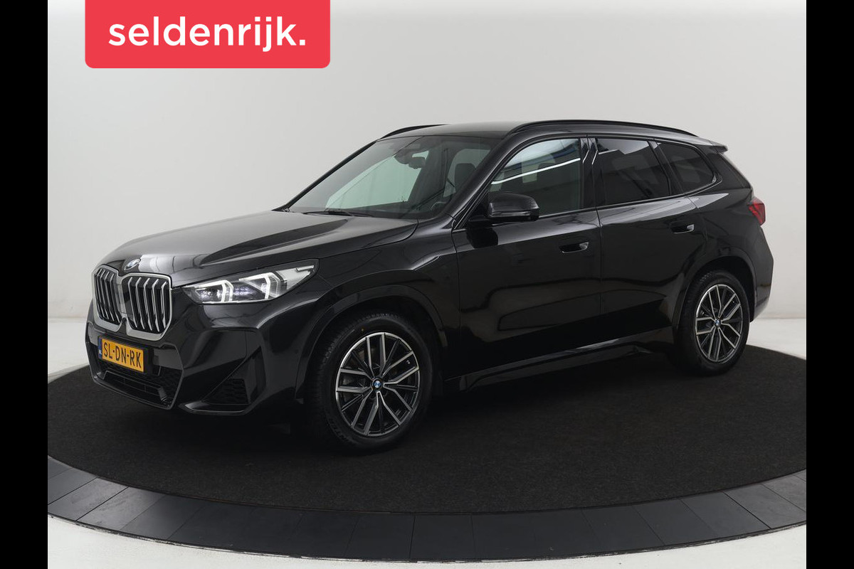 BMW X1 xDrive23i M-sport | Trekhaak | Leder | Head-up | 360 camera | Carplay | Stoelverwarming | Cruise control | Sfeerverlichting | Climate control | Full LED