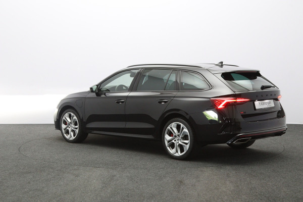 Škoda Octavia Combi 1.4 TSI RS 245 PK iV PHEV Business, Trekhaak, Camera, Adap. Cruise Control, 4 x Stoelverwarming
