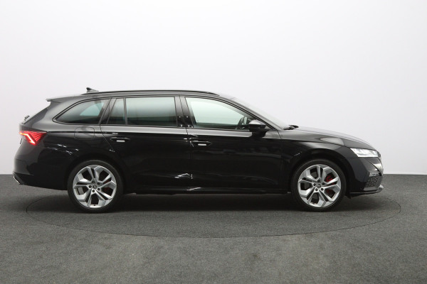 Škoda Octavia Combi 1.4 TSI RS 245 PK iV PHEV Business, Trekhaak, Camera, Adap. Cruise Control, 4 x Stoelverwarming