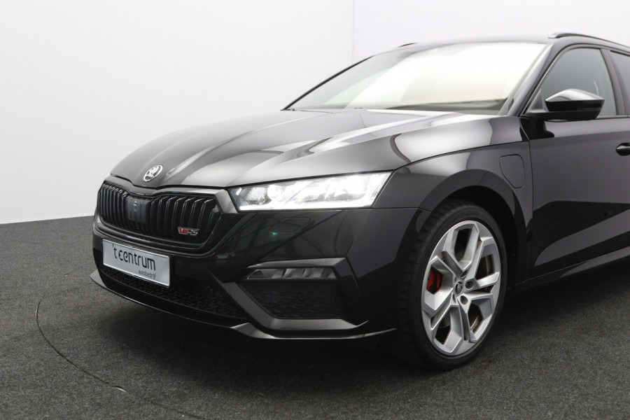 Škoda Octavia Combi 1.4 TSI RS 245 PK iV PHEV Business, Trekhaak, Camera, Adap. Cruise Control, 4 x Stoelverwarming