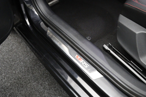 Škoda Octavia Combi 1.4 TSI RS 245 PK iV PHEV Business, Trekhaak, Camera, Adap. Cruise Control, 4 x Stoelverwarming