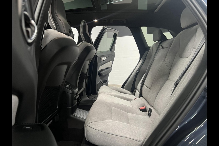 Volvo XC60 2.0 T6 Plug-in hybrid AWD Plus Dark Trekhaak | Open dak | Adapt. cruise | Stoel-/Stuurverwarming | 360 camera | Keyless | Blis | Memory