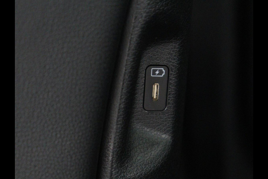 Kia Sportage 1.6 T-GDi Hybrid GT-Line | Panoramadak | Trekhaak | Leder/Alcantara | Stoel & stuurverwarming | Adaptive cruise | Matrix LED | Camera | Carplay | Keyless | Achterbankverwarming