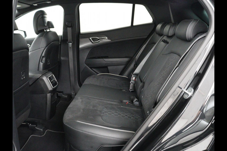 Kia Sportage 1.6 T-GDi Hybrid GT-Line | Panoramadak | Trekhaak | Leder/Alcantara | Stoel & stuurverwarming | Adaptive cruise | Matrix LED | Camera | Carplay | Keyless | Achterbankverwarming