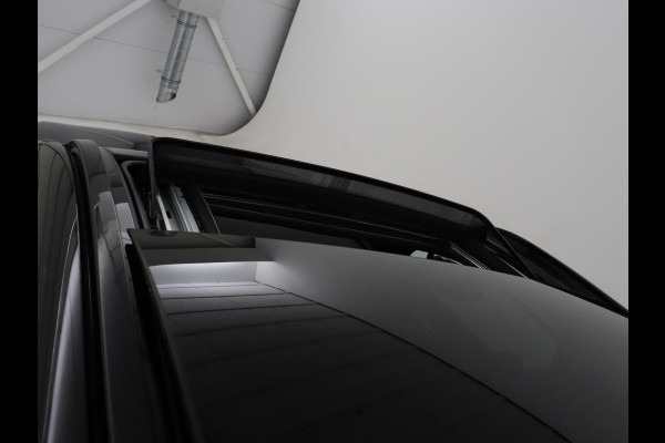 Kia Sportage 1.6 T-GDi Hybrid GT-Line | Panoramadak | Trekhaak | Leder/Alcantara | Stoel & stuurverwarming | Adaptive cruise | Matrix LED | Camera | Carplay | Keyless | Achterbankverwarming