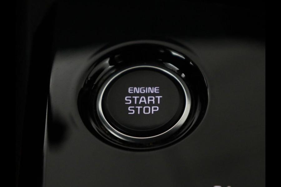 Kia Sportage 1.6 T-GDi Hybrid GT-Line | Panoramadak | Trekhaak | Leder/Alcantara | Stoel & stuurverwarming | Adaptive cruise | Matrix LED | Camera | Carplay | Keyless | Achterbankverwarming