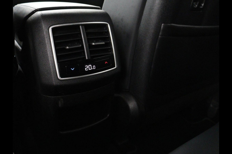 Kia Sportage 1.6 T-GDi Hybrid GT-Line | Panoramadak | Trekhaak | Leder/Alcantara | Stoel & stuurverwarming | Adaptive cruise | Matrix LED | Camera | Carplay | Keyless | Achterbankverwarming