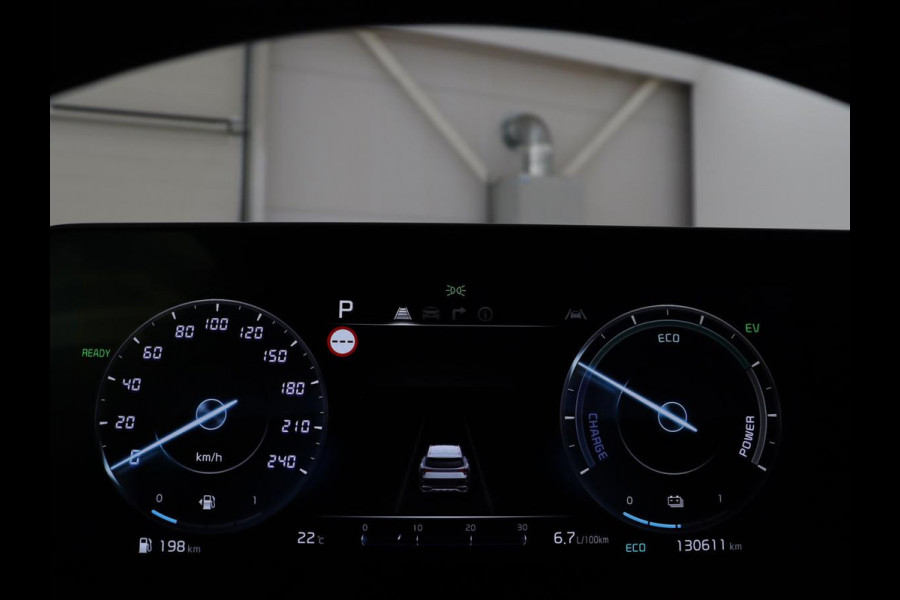 Kia Sportage 1.6 T-GDi Hybrid GT-Line | Panoramadak | Trekhaak | Leder/Alcantara | Stoel & stuurverwarming | Adaptive cruise | Matrix LED | Camera | Carplay | Keyless | Achterbankverwarming
