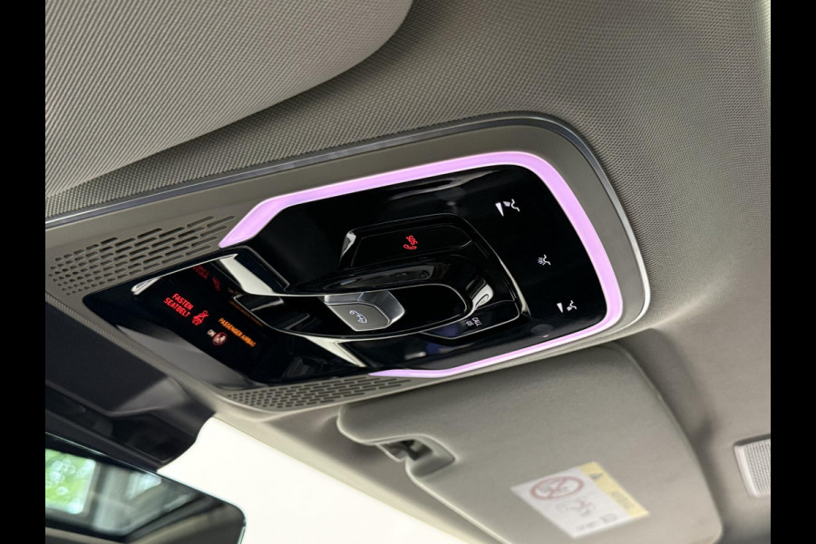 Lynk & Co 01 1.5 PHEV Automaat Panoramadak Virtual Cockpit Adaptieve Cruise Control Full Led 20" Licht Metalen velgen Parkeersensoren voor&achter + Camera
