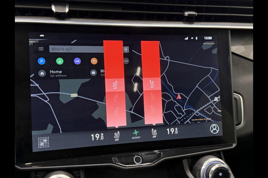 Lynk & Co 01 1.5 PHEV Automaat Panoramadak Virtual Cockpit Adaptieve Cruise Control Full Led 20" Licht Metalen velgen Parkeersensoren voor&achter + Camera