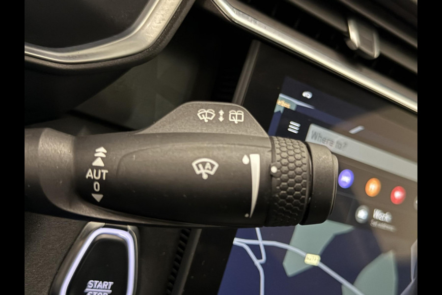 Lynk & Co 01 1.5 PHEV Automaat Panoramadak Virtual Cockpit Adaptieve Cruise Control Full Led 20" Licht Metalen velgen Parkeersensoren voor&achter + Camera