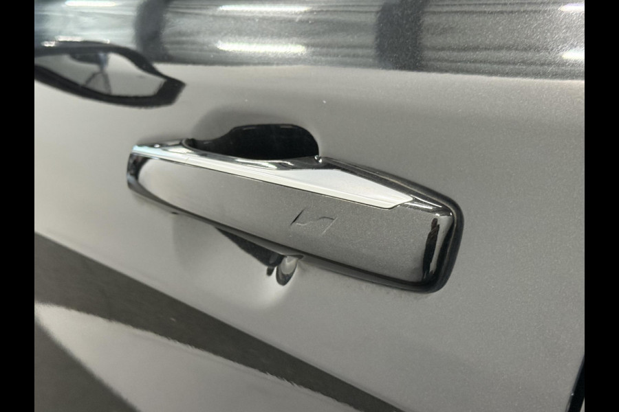 Lynk & Co 01 1.5 PHEV Automaat Panoramadak Virtual Cockpit Adaptieve Cruise Control Full Led 20" Licht Metalen velgen Parkeersensoren voor&achter + Camera