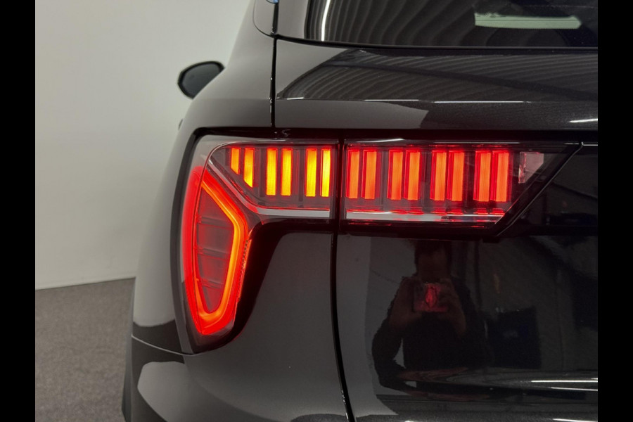 Lynk & Co 01 1.5 PHEV Automaat Panoramadak Virtual Cockpit Adaptieve Cruise Control Full Led 20" Licht Metalen velgen Parkeersensoren voor&achter + Camera