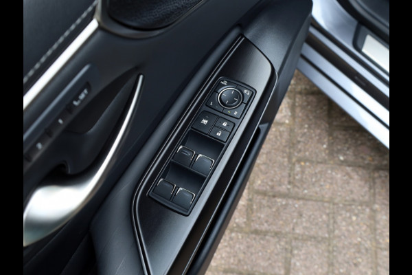 Lexus ES 300h President Line | Mark Levinson | Camerabeeld Buitenspiegels