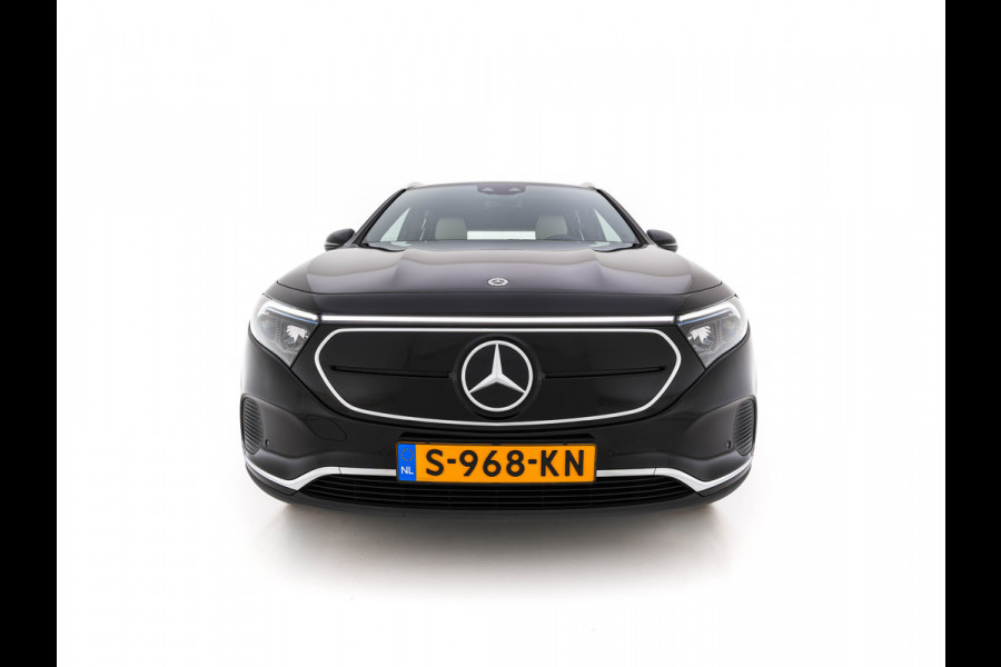 Mercedes-Benz EQA 350 4MATIC Luxury Line 67 kWh [ 3-Fase-11kW ]{SoH-94%} (INCL-BTW) *HEATPUMP | LEATHER | FULL-LED | BLINDSPOT | WIDESCREEN-DIGICOCKPIT | HEATED-SPORTSEATS | CAMERA | NAVI-FULLMAP | DAB | AMBIENTLIGHT | KEYLESS | LANE-ASSIST | 18''ALU*