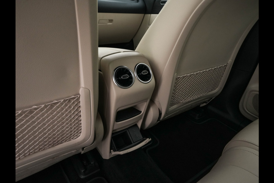 Mercedes-Benz EQA 350 4MATIC Luxury Line 67 kWh [ 3-Fase-11kW ]{SoH-94%} (INCL-BTW) *HEATPUMP | LEATHER | FULL-LED | BLINDSPOT | WIDESCREEN-DIGICOCKPIT | HEATED-SPORTSEATS | CAMERA | NAVI-FULLMAP | DAB | AMBIENTLIGHT | KEYLESS | LANE-ASSIST | 18''ALU*