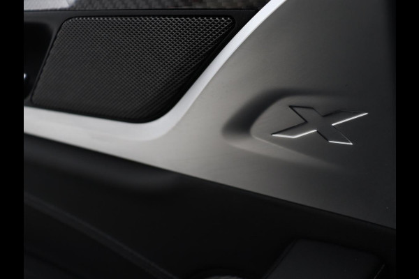 BMW X3 M Competition 510PK | Panoramadak | Head-Up | 360 Camera | Adaptive cruise | Leder | Achterbankverwarming | Carplay | Trekhaak | Sfeerverlichting | Harman/Kardon | Navigatie | Keyless | M Sportstoelen | 21'' velgen | Adaptief LED