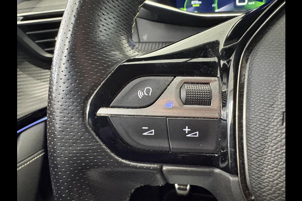 Peugeot 208 1.2 PureTech GT | Trekhaak afneembaar | Apple Carplay/Android Auto | Camera