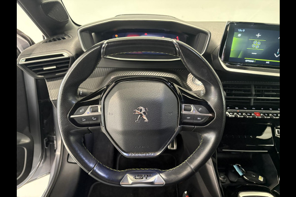Peugeot 208 1.2 PureTech GT | Trekhaak afneembaar | Apple Carplay/Android Auto | Camera
