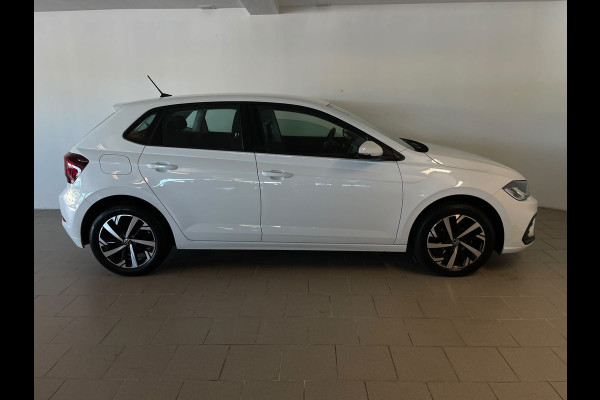 Volkswagen Polo 1.0 TSI Life Business TREKHAAK CLIMA MULTIMEDIA CRUISE PARKEERSENSOREN APPLE CARPLAY STOELVERWARMING PRIVACY GLAS